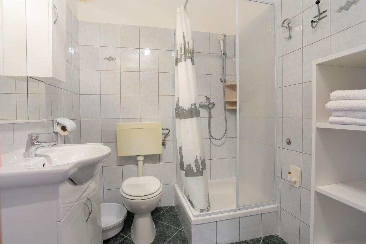 Apartments By The Sea Duce, Omis - 2737 Esterno foto